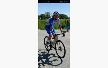 MGVELO Club Cycliste : Ludovic Fernandes en bleu et blanc