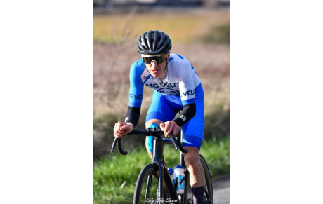 Arnaud Voss 4e à Loudun